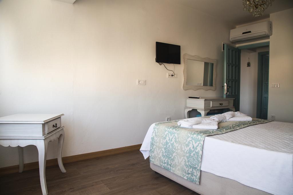 Alacati Sardunya Hotel Eksteriør bilde